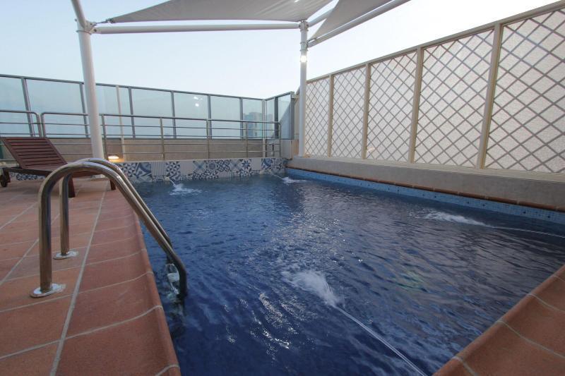 Taj Jeddah Hotel Apartment Екстериор снимка