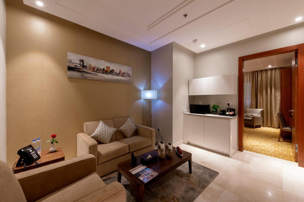 Taj Jeddah Hotel Apartment Екстериор снимка